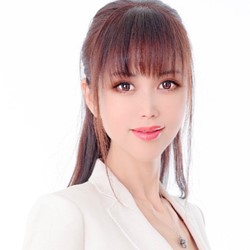 金子ユーリ占い師